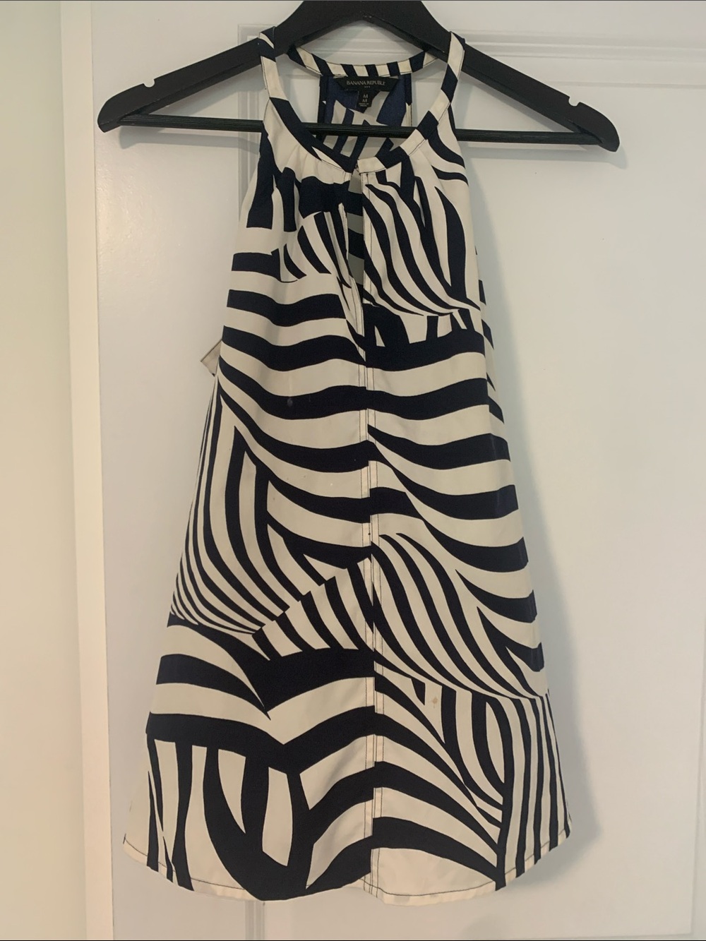 Banana Republic Navy Blue & White Graphic Halter - Zebra-Print like top